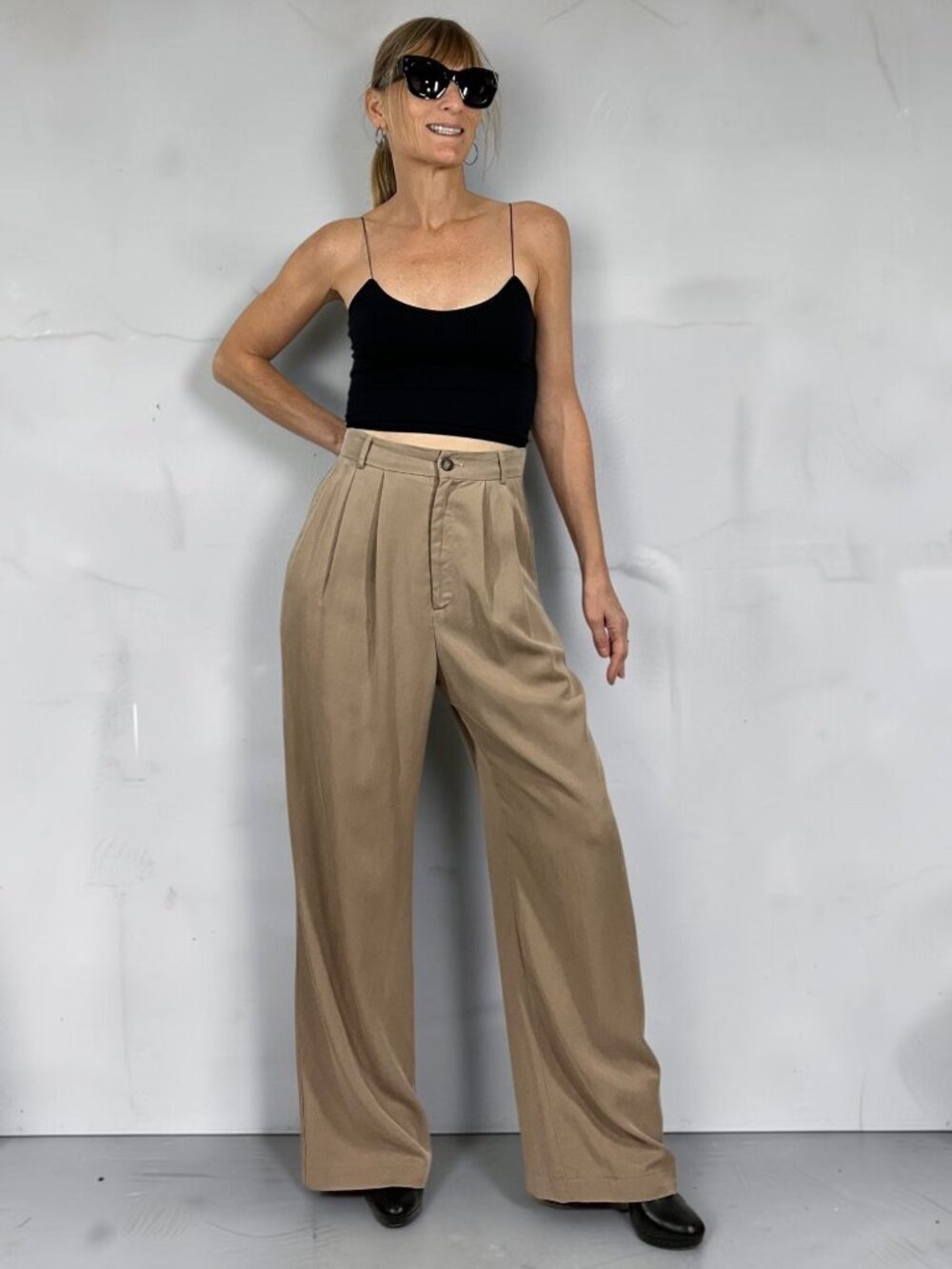 Reformation Mason High Waist Wide Leg Trouser Pant 6 Tan Pleated Front